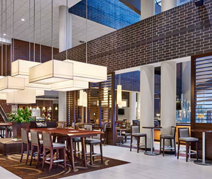 Sheraton Indianapolis - interior