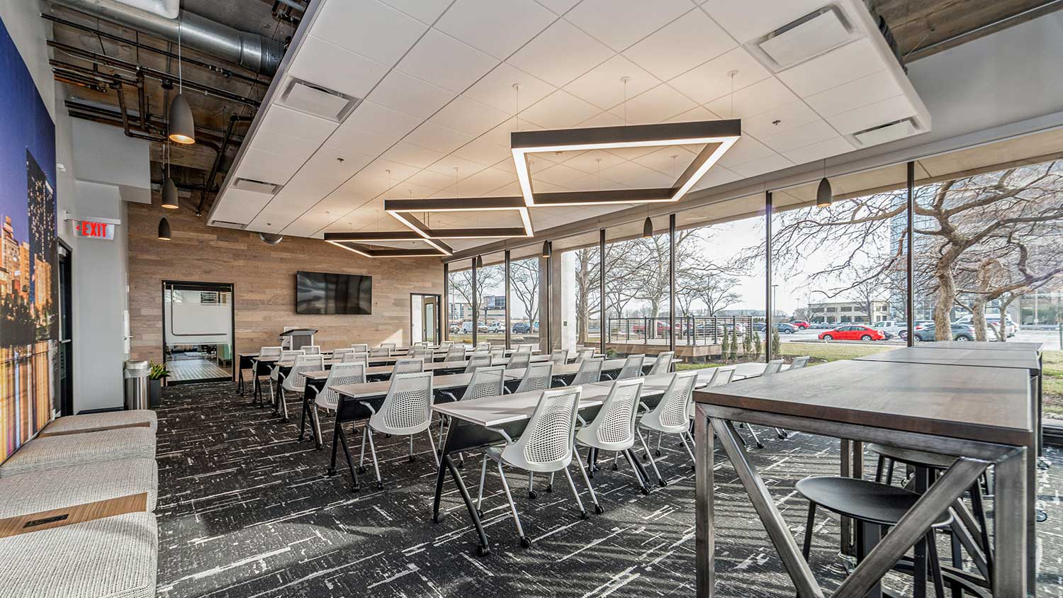 the hub interior meeting room